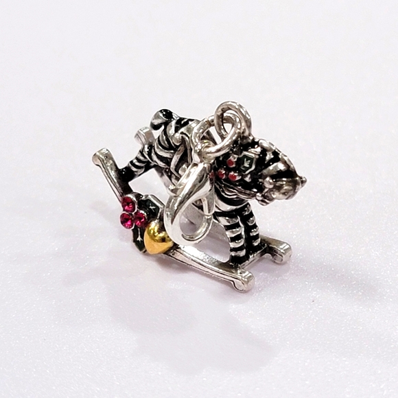 BRIGHTON RETIRED HOLIDAY ROCKING HORSE SNAP CHARM NWOT - Picture 2 of 5